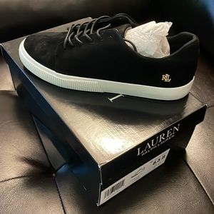 LAUREN RALPH LAUREN
KIDSUEDE-JOANA III-SK-VLC size 6.5B